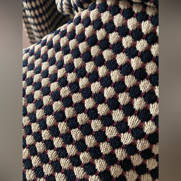 Zara Knitwear Sweater - Picture 2 of 12